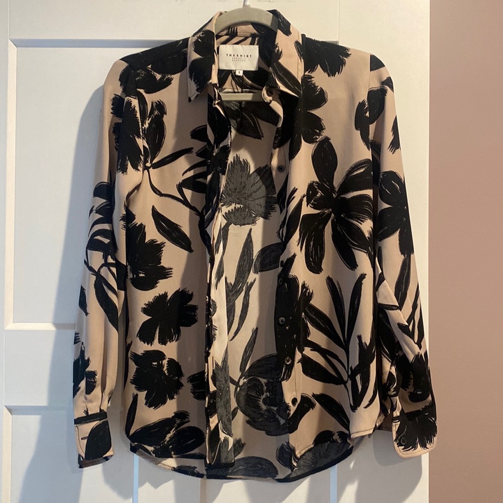 The Shirt. Blouse by Rochelle Behrens. Size small